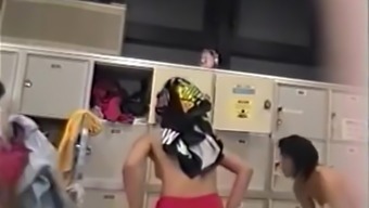 Young asian girls spied in a locker room
