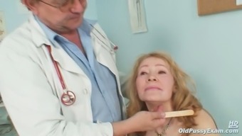 Gyno doctor speculum examines very old mature pussy Sofie