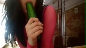 Hottest armenian teen sucks huge cucumber