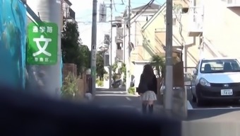 Japanese Babe Sprays Pee