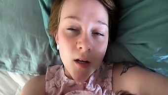 Teen Girlfriend Taking Deep Fuck After Hot Blowjob
