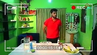 Bhabhi fucked in kitchen