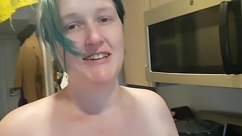 I Want To Smoke Your Weiner! Smoking Hot In Seattle! Bbw Pawg Is Funny And Sexy Milf Natural Tits