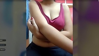Big tits desi bhabhi pissing on me live with hindi audio