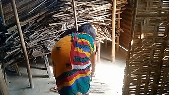 Indian Village Bhabhi Xxx Videos With Farmer