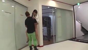 Behind the scenes of an amazing Asian employee's big ass