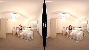 Cumming inside a big ass - Zexy VR